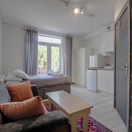 Double Modern Studio London Apartment ภายนอก รูปภาพ