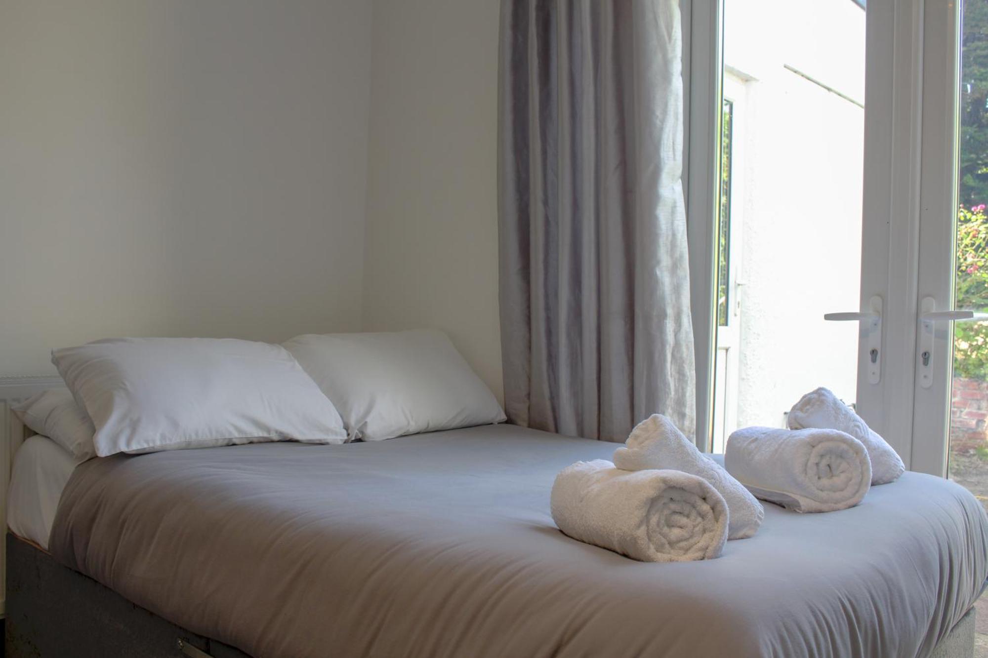 Double Modern Studio London Apartment ภายนอก รูปภาพ